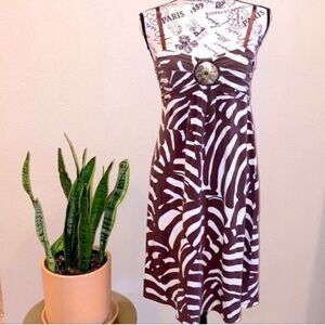 BUNDLE & SAVE! Nine West tropical strappy dress (S) brown/ivory jersey metallic